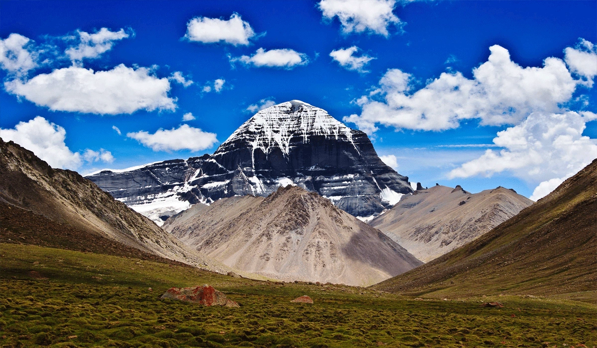 Mount Kailash: Keajaiban Alam Dan Spiritual Yang Sakral di Tibet, China
