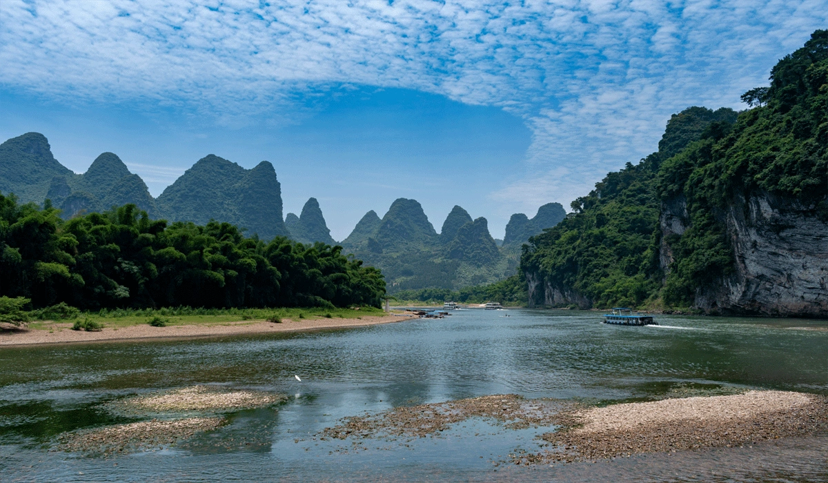 Destinasi Ikonik di Tengah Alam Guilin