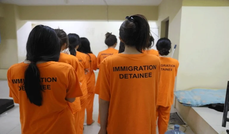 Puluhan Wanita Asal China Hingga Vietnam Ditangkap di Tempat Hiburan