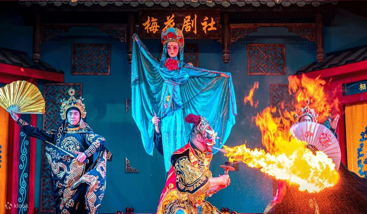 Warisan Budaya dan Kesenian Tradisional