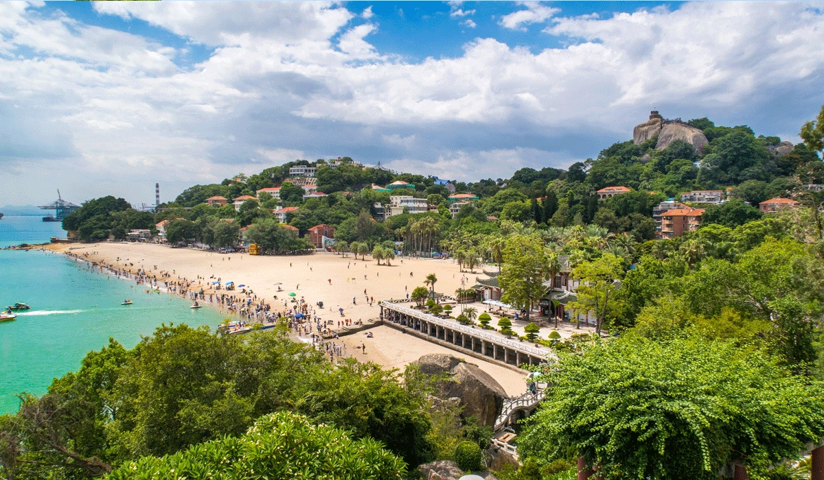 Gulangyu Beach: Surga Pantai Eksotis Di Pulau Gulangyu, China