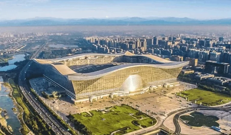 New Century Global Centre, Gedung Terbesar Di Dunia Yang Mencengangkan Dari China