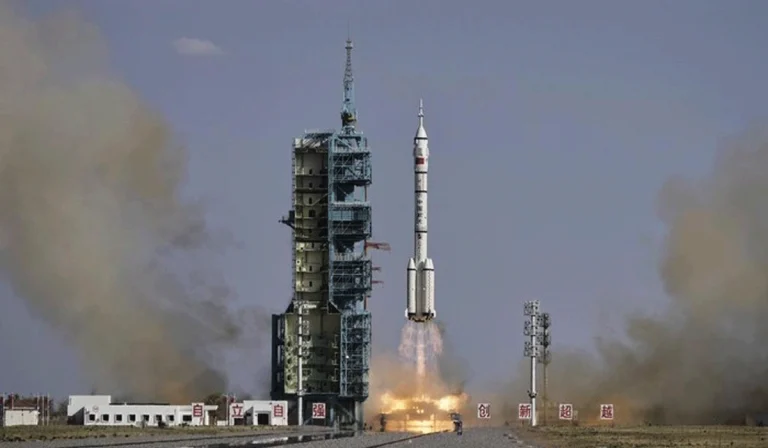 China Perkuat Dominasi di Ruang Angkasa, Tiangong dan Misi Bulan