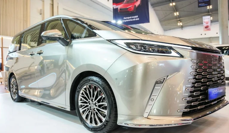 Persaingan Ketat MPV Listrik Lexus LM Hadapi Invasi Pabrikan China